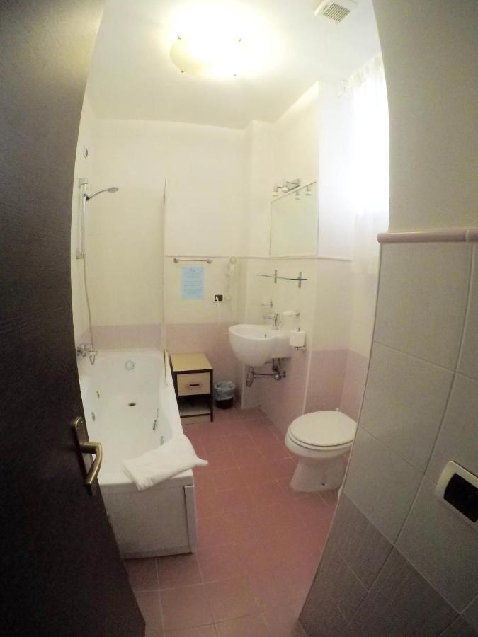 Blue Suite Vatican Guesthouse Rome Bagian luar foto