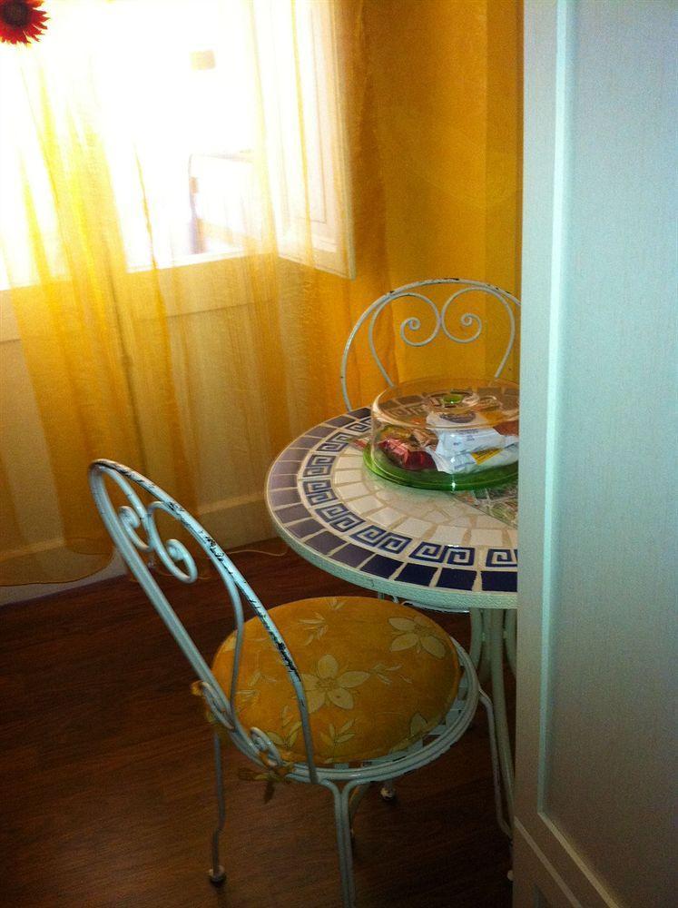 Blue Suite Vatican Guesthouse Rome Bagian luar foto