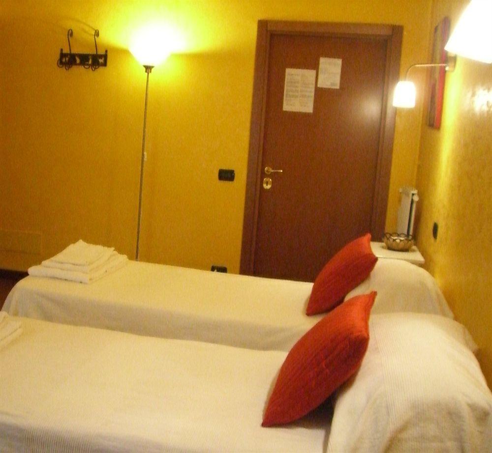 Blue Suite Vatican Guesthouse Rome Bagian luar foto